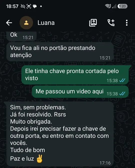 Conversa real com cliente no WhatsApp